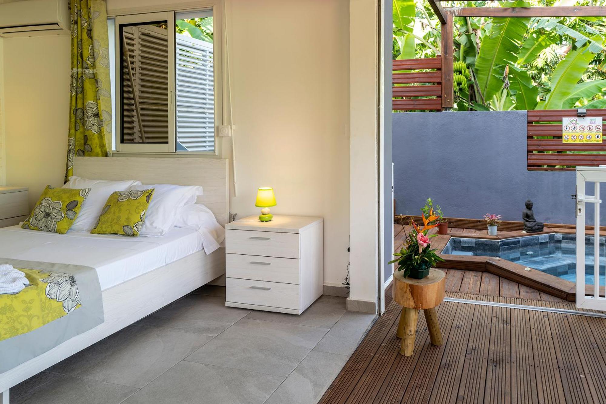 Domaine Damouw Villa เปอตีต์-บูร์ก ภายนอก รูปภาพ
