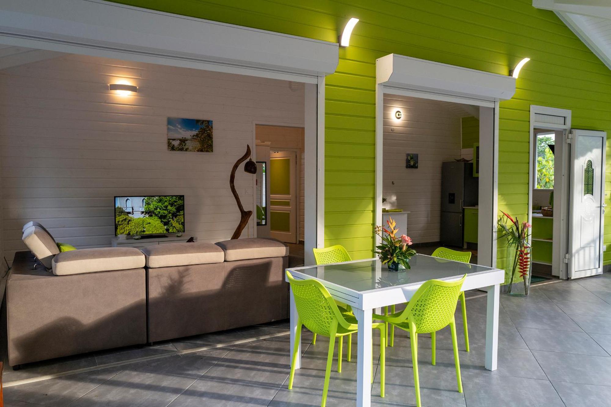 Domaine Damouw Villa เปอตีต์-บูร์ก ภายนอก รูปภาพ