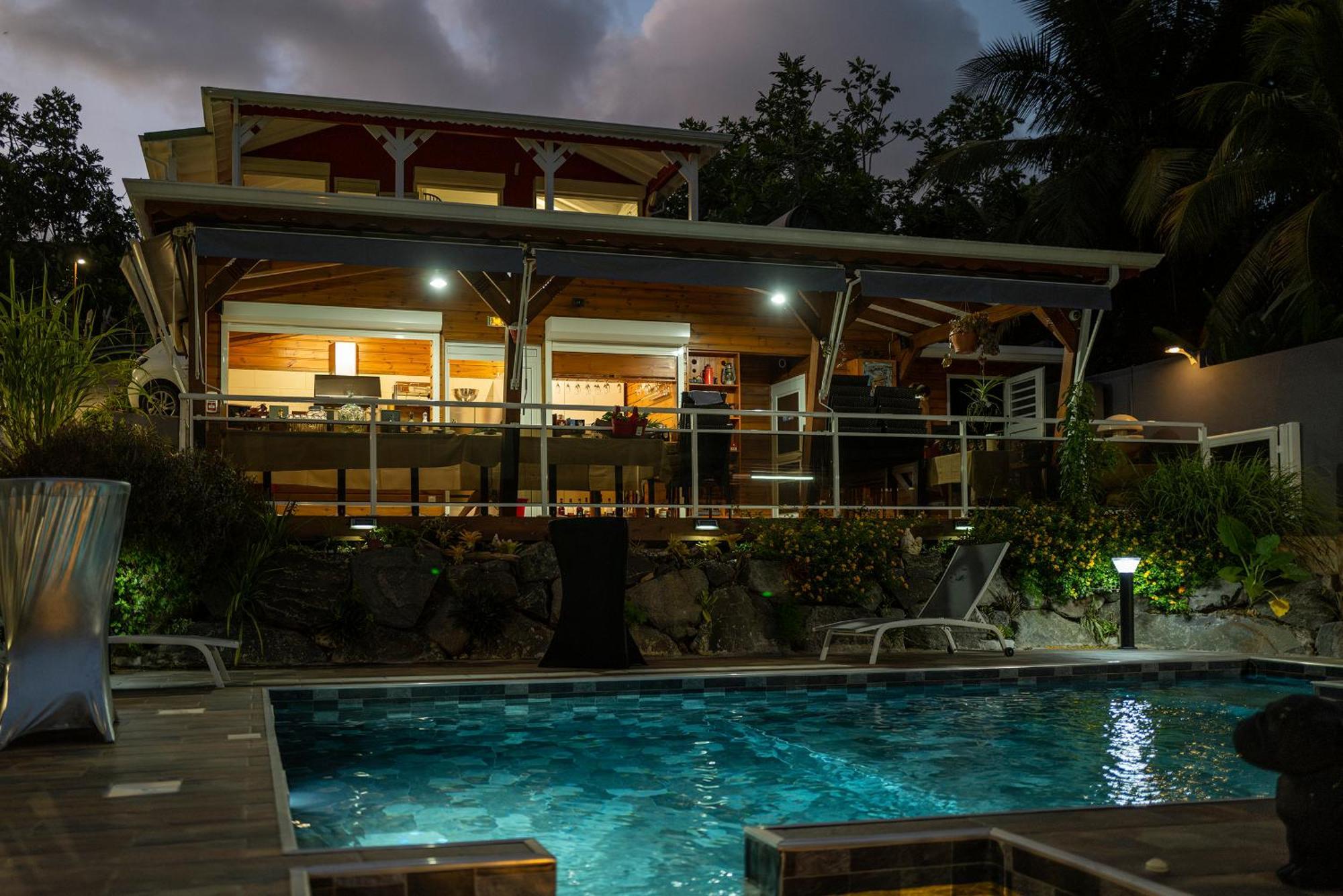 Domaine Damouw Villa เปอตีต์-บูร์ก ภายนอก รูปภาพ